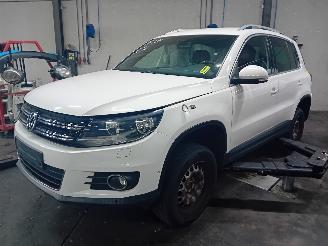 Uttjänta bilar auto Volkswagen Tiguan Tiguan (5N1/2) SUV 1.4 TSI 16V (CTHD) [118kW]  (05-2011/07-2018) 2013/9