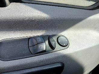 Volkswagen Crafter Crafter Van 2.5 TDI 30/32/35/46/50 (BJL(Euro 4)) [100kW]  (04-2006/05-=
2013) picture 13