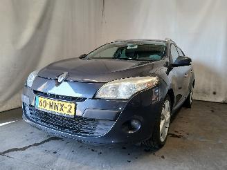 Ocazii autoturisme Renault Mégane Megane III Grandtour (KZ) Combi 5-drs 1.4 16V TCe 130 (H4J-700(H4J-A7)=
) [96kW]  (05-2009/02-2016) 2010/10