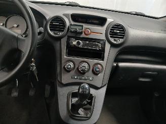 Kia Carens Carens III (FG) MPV 2.0i CVVT 16V (G4KA) [106kW]  (09-2006/06-2013) picture 18