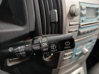 Toyota Corolla Corolla Verso (R10/11) MPV 1.8 16V VVT-i (1ZZFE) [95kW]  (04-2004/03-2=
009) picture 15