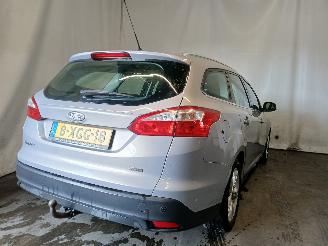 Ford Focus Focus 3 Wagon Combi 1.6 TDCi 115 (T1DB(Euro 5)) [85kW]  (05-2011/05-20=
18) picture 4