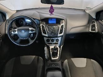 Ford Focus Focus 3 Wagon Combi 1.6 TDCi 115 (T1DB(Euro 5)) [85kW]  (05-2011/05-20=
18) picture 11