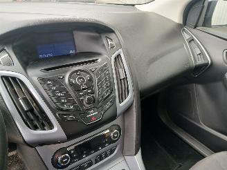 Ford Focus Focus 3 Wagon Combi 1.6 EcoBoost 16V 150 (JQDB(Euro 5)) [110kW]  (07-2=
010/05-2018) picture 18