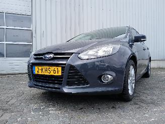  Ford Focus Focus 3 Wagon Combi 1.0 Ti-VCT EcoBoost 12V 125 (M1DA(Euro 5)) [92kW] =
 (02-2012/05-2018) 2013/3