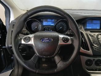 Ford Focus Focus 3 Wagon Combi 1.0 Ti-VCT EcoBoost 12V 100 (M2DA(Euro 5)) [74kW] =
 (02-2012/05-2018) picture 17