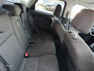 Ford Focus Focus 3 Wagon Combi 1.0 Ti-VCT EcoBoost 12V 125 (M1DA(Euro 5)) [92kW] =
 (02-2012/05-2018) picture 8