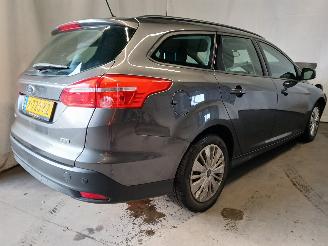 Ford Focus Focus 3 Wagon Combi 1.0 Ti-VCT EcoBoost 12V 125 (M1DD) [92kW]  (02-201=
2/05-2018) picture 6