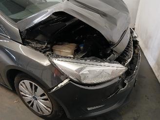 Ford Focus Focus 3 Wagon Combi 1.0 Ti-VCT EcoBoost 12V 125 (M1DD) [92kW]  (02-201=
2/05-2018) picture 24