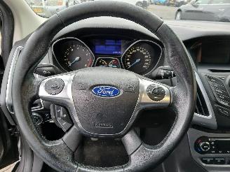 Ford Focus Focus 3 Wagon Combi 1.0 Ti-VCT EcoBoost 12V 125 (M1DA(Euro 5)) [92kW] =
 (02-2012/05-2018) picture 15