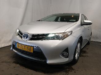 Damaged car Toyota Auris Auris (E18) Hatchback 5-drs 1.8 16V Hybrid (2ZRFXE) [100kW]  (10-2012/=
03-2019) 2014/4