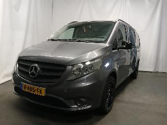 krockskadad bil auto Mercedes Vito Vito (447.6) Van 2.2 116 CDI 16V (OM651.950) [120kW]  (10-2014/...) 2015/6