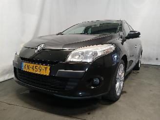 damaged passenger cars Renault Mégane Megane III Grandtour (KZ) Combi 5-drs 1.4 16V TCe 130 (H4J-700(H4J-A7)=
) [96kW]  (05-2009/02-2016) 2010/9