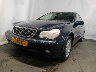 Avarii autoturisme Mercedes C-klasse C (W203) Sedan 1.8 C-180K 16V (M271.946) [105kW]  (05-2002/02-2007) 2002/10