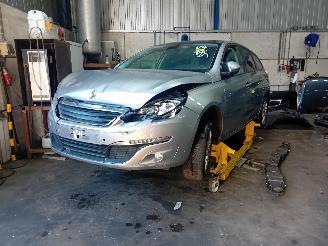 Purkuautot passenger cars Peugeot 308 308 SW (L4/L9/LC/LJ/LR) Combi 5-drs 1.6 BlueHDi 120 (DV6FC(BHZ)) [88kW=
]  (03-2014/12-2021) 2015