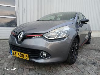 skadebil auto Renault Clio Clio IV (5R) Hatchback 5-drs 0.9 Energy TCE 90 12V (H4B-400(H4B-A4)) [=
66kW]  (11-2012/08-2021) 2012/11