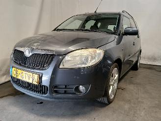 Sloopauto Skoda Roomster Roomster (5J) MPV 1.4 16V (CGGB) [63kW]  (09-2006/05-2015) 2008/3