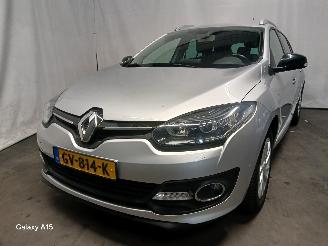 Avarii autoturisme Renault Mégane Megane III Grandtour (KZ) Combi 5-drs 1.5 dCi 110 (K9K-636(K9K-A6)) [8=
1kW]  (02-2009/04-2016) 2015/1