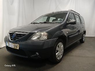 Dacia Logan Logan MCV (KS) Combi 1.6 16V (K4M-696(K4M-H6)) [77kW]  (02-2007/05-201=
3) picture 3