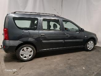 Dacia Logan Logan MCV (KS) Combi 1.6 16V (K4M-696(K4M-H6)) [77kW]  (02-2007/05-201=
3) picture 7