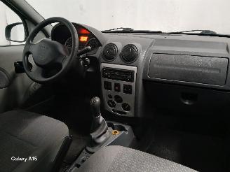 Dacia Logan Logan MCV (KS) Combi 1.6 16V (K4M-696(K4M-H6)) [77kW]  (02-2007/05-201=
3) picture 10