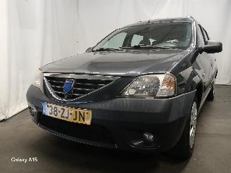 Schadeauto Dacia Logan Logan MCV (KS) Combi 1.6 16V (K4M-696(K4M-H6)) [77kW]  (02-2007/05-201=
3) 2008/3