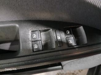 Seat Altea Altea XL (5P5) MPV 1.2 TSI (CBZB) [77kW]  (04-2010/07-2015) picture 12
