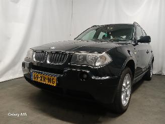 Voiture accidenté BMW X3 X3 (E83) SUV 2.0d 16V (M47-D20(204D4)) [110kW]  (09-2004/08-2007) 2005/2