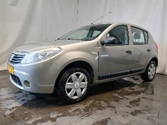 Dacia Sandero Sandero I (BS) Hatchback 1.2 16V (D4F-732(D4F-F7)) [55kW]  (11-2008/12=
-2012) picture 3
