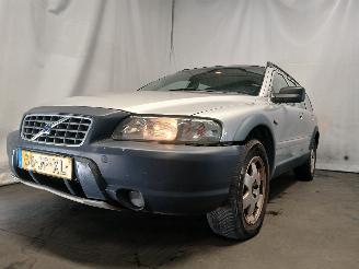 Damaged car Volvo Xc-70 XC70 (SZ) SUV XC70 2.4 T 20V (B5244T3) [147kW]  (03-2000/09-2002) 2002/7
