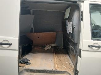 Volkswagen Transporter Transporter T5 Van 1.9 TDi (BRR) [62kW]  (01-2006/11-2009) picture 10