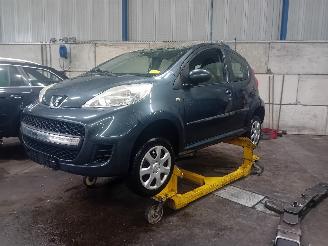Vrakbiler auto Peugeot 107 107 Hatchback 1.0 12V (384F(1KR)) [50kW]  (06-2005/05-2014) 2010