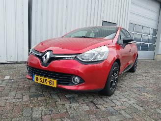 Unfallwagen Renault Clio Clio IV (5R) Hatchback 5-drs 0.9 Energy TCE 90 12V (H4B-408(H4B-B4)) [=
66kW]  (11-2012/08-2021) 2013/10