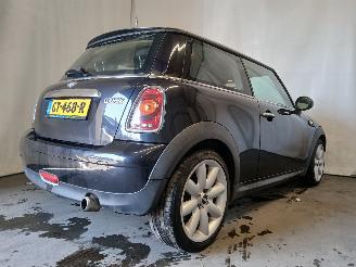Mini Mini Mini (R56) Hatchback 1.6 16V Cooper (N12-B16A) [88kW]  (10-2006/02-201=
2) picture 6
