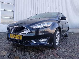 Unfallwagen Ford Focus Focus 3 Hatchback 1.0 Ti-VCT EcoBoost 12V 125 (M1DA(Euro 5)) [92kW]  (=
02-2012/05-2018) 2015/1