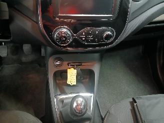 Renault Captur Captur (2R) SUV 0.9 Energy TCE 12V (H4B-400(H4B-A4)) [66kW]  (06-2013/=
=2E..) picture 19