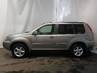 Nissan X-Trail X-Trail (T30) SUV 2.0 16V 4x4 (QR20DE) [103kW]  (07-2001/01-2013) picture 4