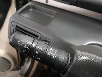 Nissan X-Trail X-Trail (T30) SUV 2.0 16V 4x4 (QR20DE) [103kW]  (07-2001/01-2013) picture 14