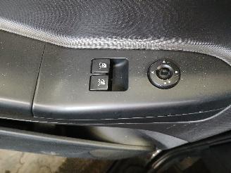 Kia Cee d Cee'd Sporty Wagon (EDF) Combi 1.4 16V (G4FA) [80kW]  (09-2007/12-2012=
) picture 12