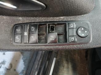 Mercedes B-klasse B (W245) Hatchback 2.0 B-200 16V (M266.960) [100kW]  (03-2005/11-2011)= picture 12