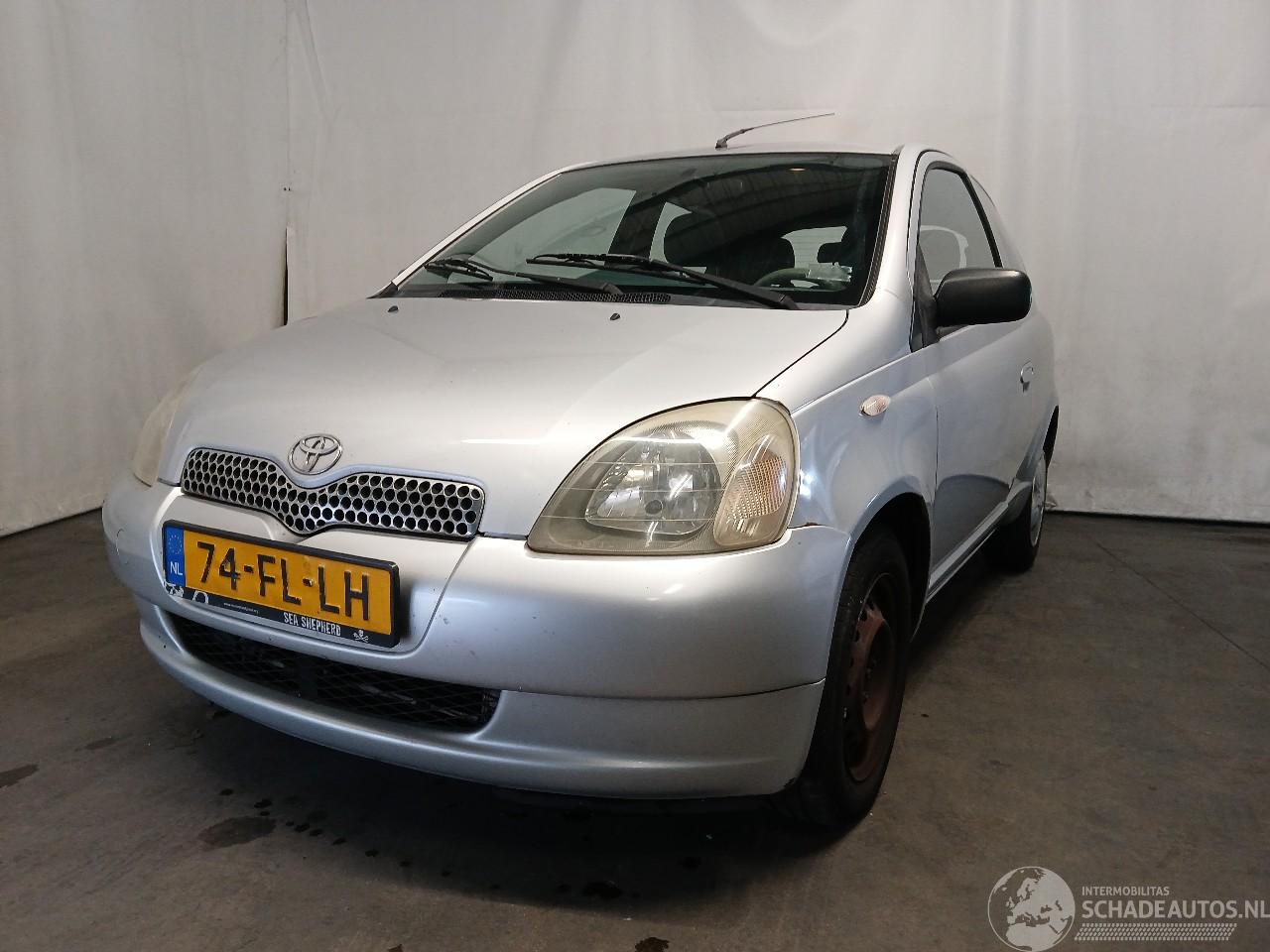 Toyota Yaris Yaris (P1) Hatchback 1.3 16V VVT-i (2NZFE) [63kW]  (08-1999/11-2005)