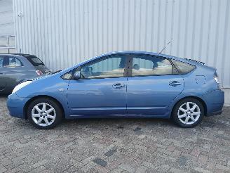 Toyota Prius Prius (NHW20) Liftback 1.5 16V (1NZ-FXE) [82kW]  (09-2003/12-2009) picture 4