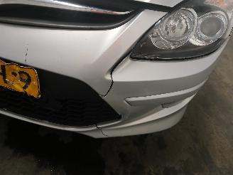 Hyundai I-30 i30 (FD) Hatchback 1.6 CVVT 16V (G4FC-G) [93kW]  (02-2008/11-2011) picture 21