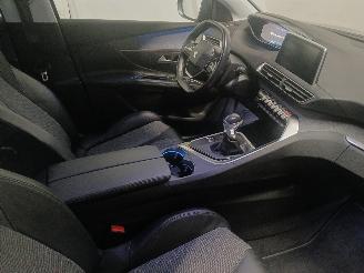 Peugeot 5008 5008 II (M4/MC/MJ/MR) MPV 1.2 12V e-THP PureTech 130 (EB2ADTS(HNS)) [9=
6kW]  (12-2016/12-2024) picture 9