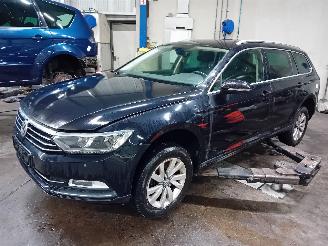 Vrakbiler auto Volkswagen Passat Passat Variant (3G5) Combi 1.6 TDI 16V (DCXA) [88kW]  (08-2014/11-2020=
) 2016/8