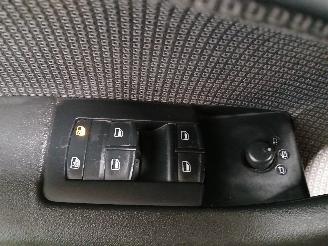 Audi A3 A3 Sportback (8PA) Hatchback 5-drs 1.8 TFSI 16V (BYT) [118kW]  (11-200=
6/03-2013) picture 13