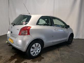 Toyota Yaris Yaris II (P9) Hatchback 1.3 16V VVT-i (2SZFE) [64kW]  (08-2005/11-2010=
) picture 6