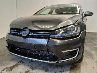 Vaurioauto  passenger cars Volkswagen Golf Golf VII (AUA) Hatchback 1.4 GTE 16V (CUKB) [150kW]  (05-2014/08-2020)= 2015/5