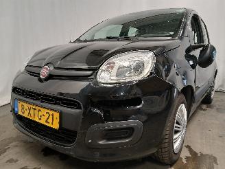 krockskadad bil auto Fiat Panda Panda/Pandina (312) Hatchback 0.9 TwinAir 60 (312.A.6000) [44kW]  (12-=
2013/...) 2014/10
