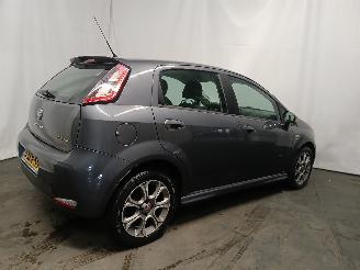 Fiat Punto Punto III (199) Hatchback 0.9 TwinAir (312.A.2000) [63kW]  (03-2012/..=
=2E) picture 6